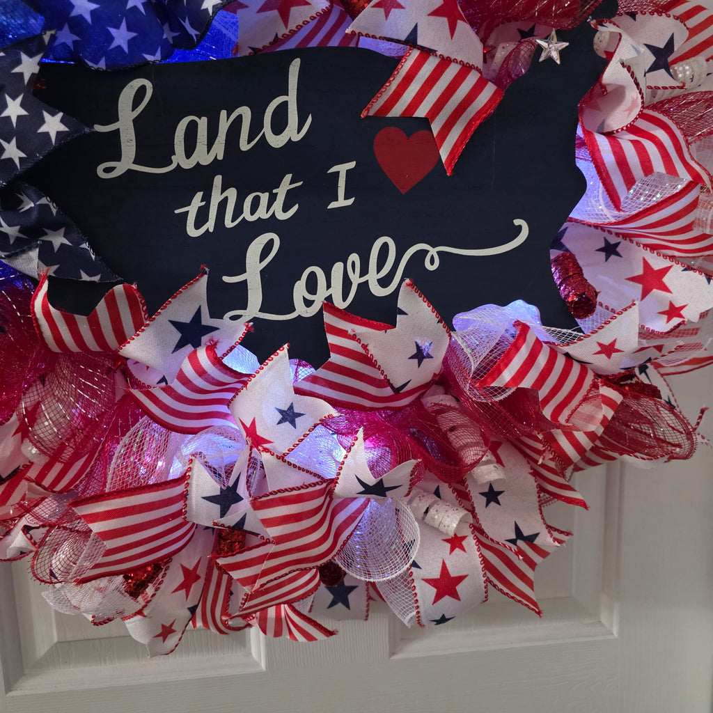 Land That I Love Patriotic Lighted Wreath