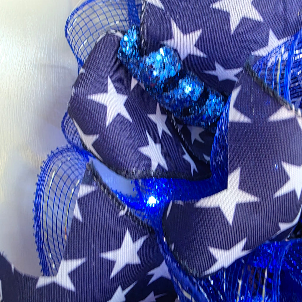 Land That I Love Patriotic Lighted Wreath
