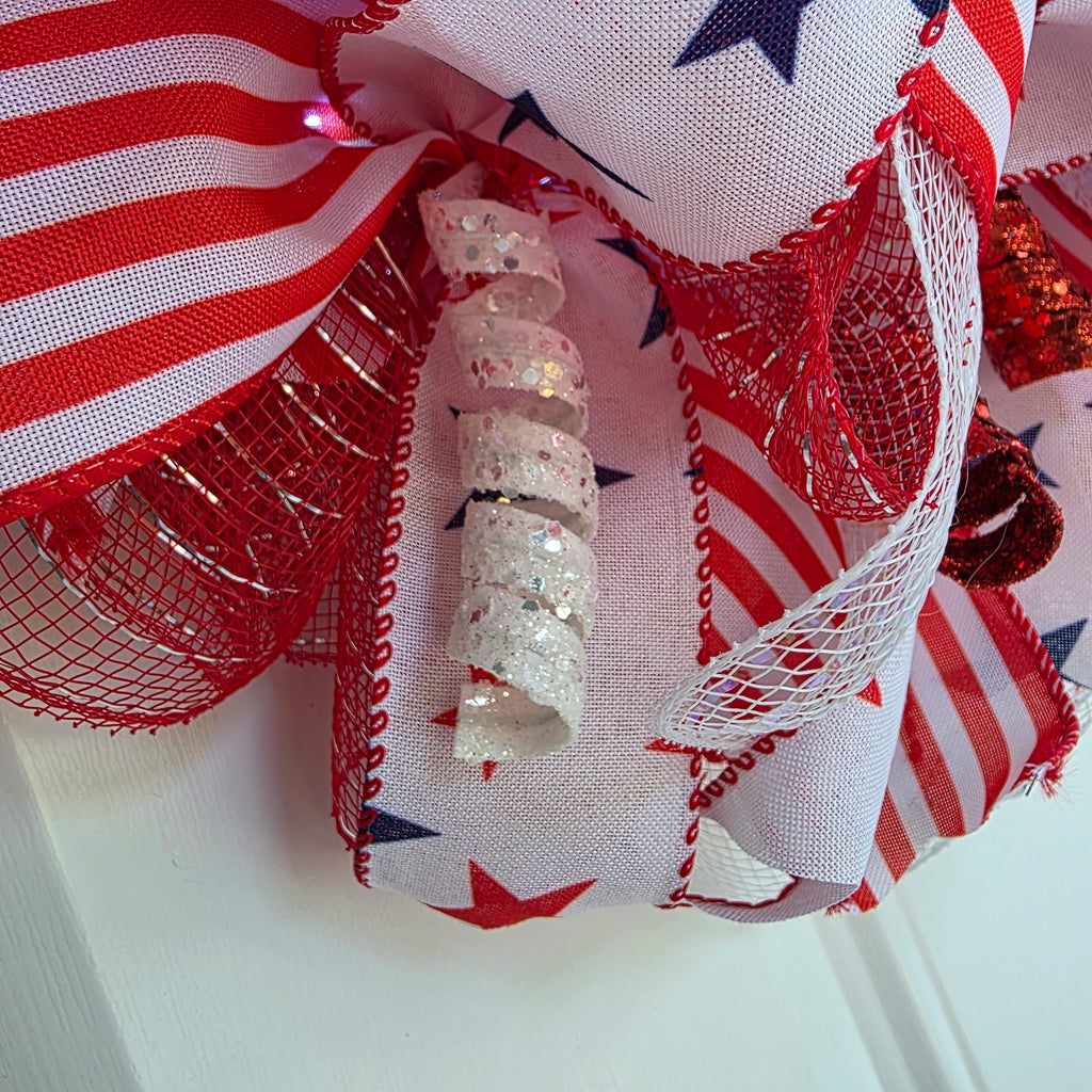 Land That I Love Patriotic Lighted Wreath