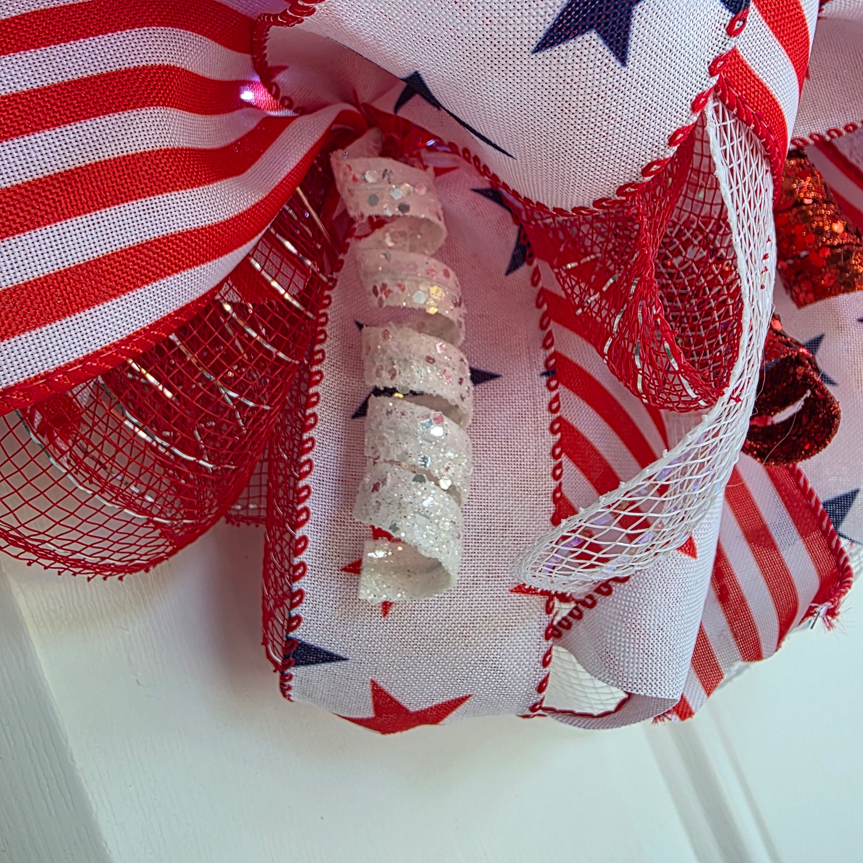Land That I Love Patriotic Lighted Wreath