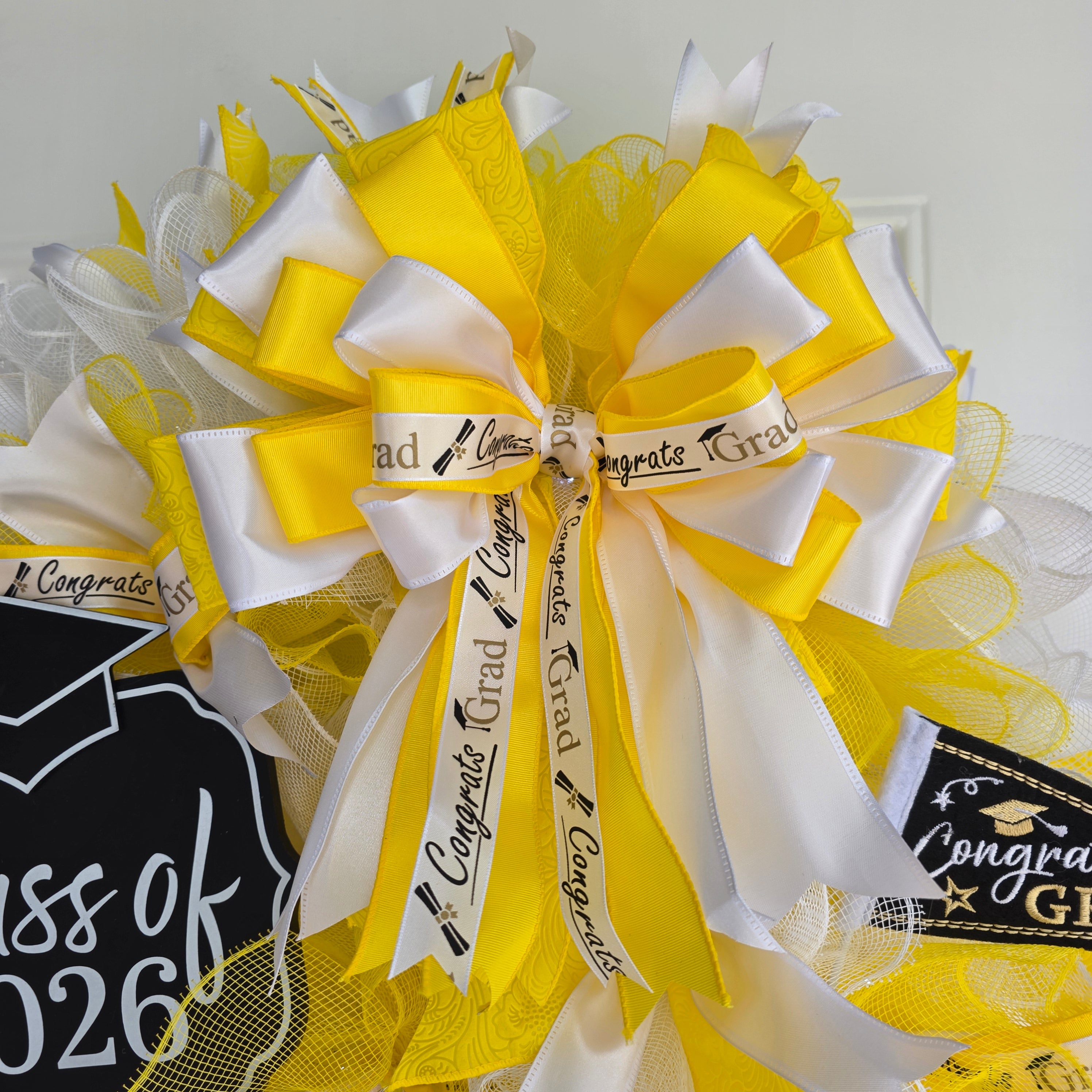 Yellow & White Graduation Wreath Class of 2026