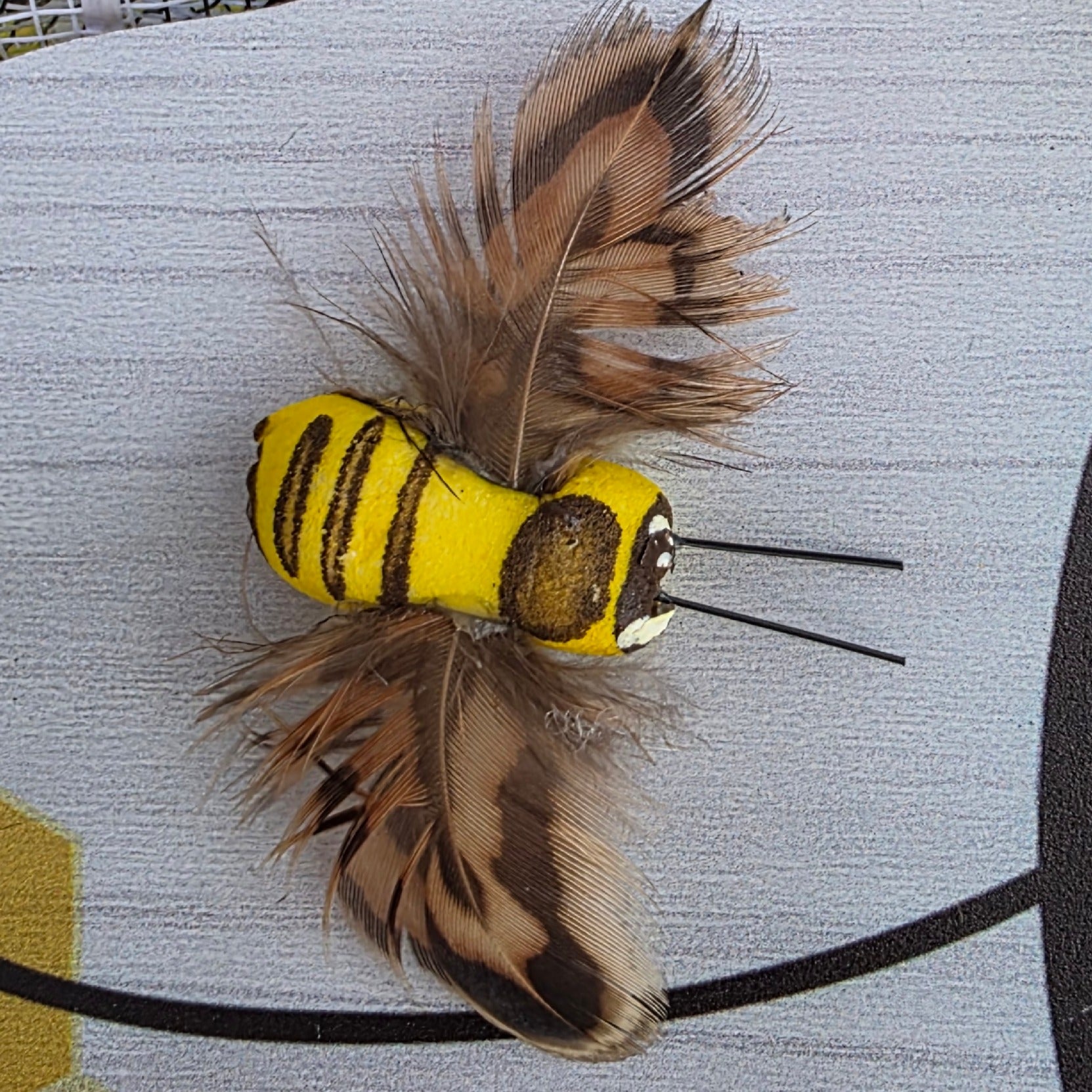 Bee Happy Door Swag