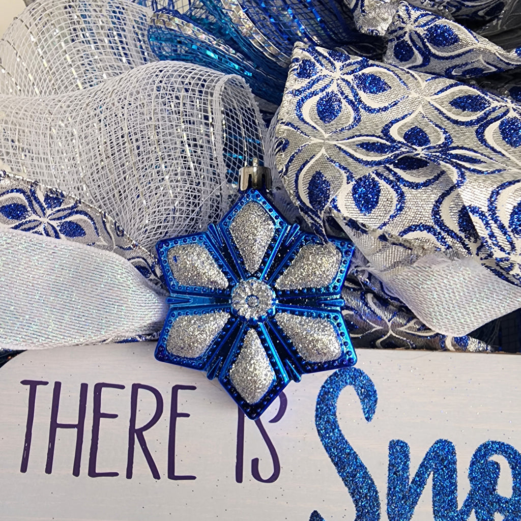 White beaded snowflake picks detail