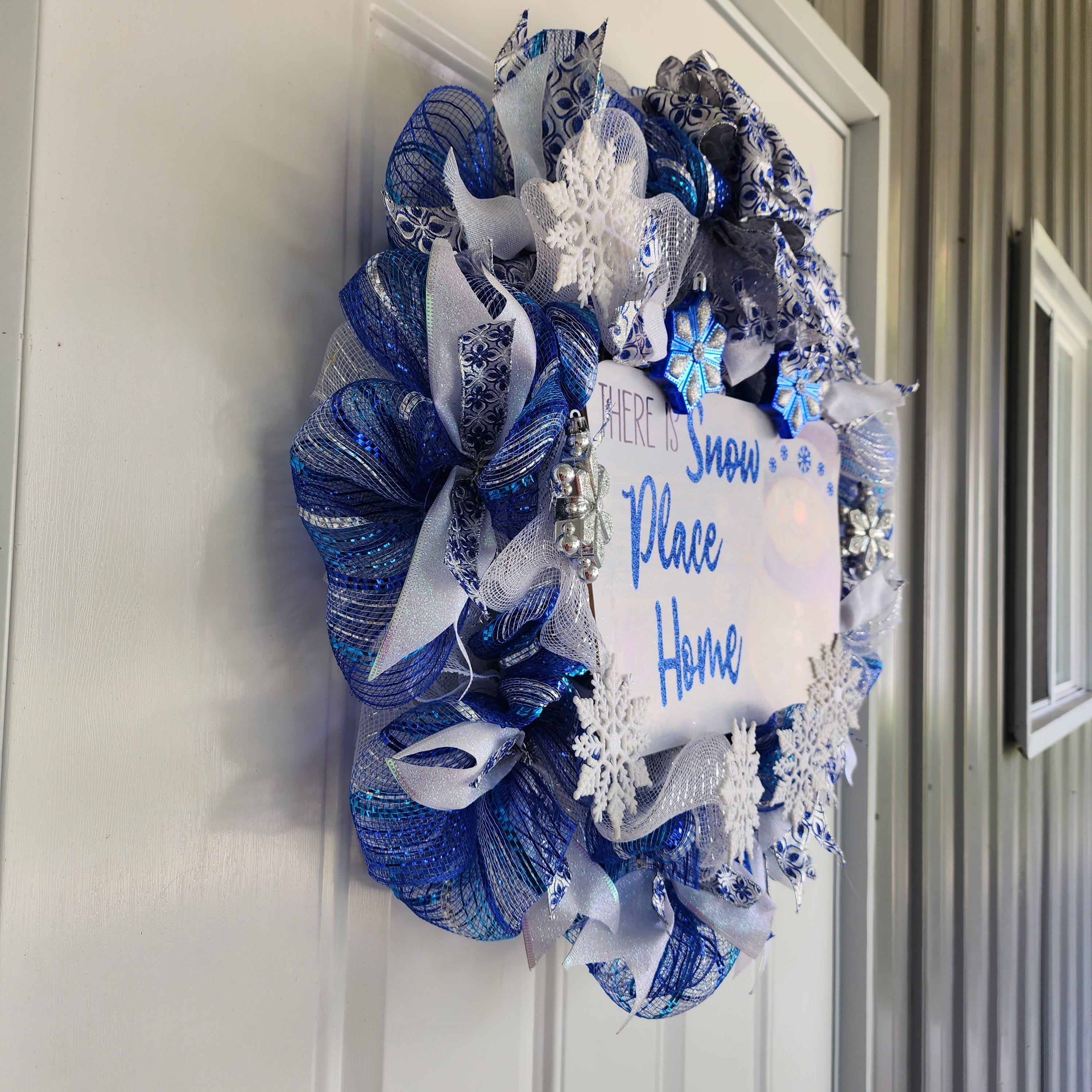 Snow Place Like Home Snowman Deco Mesh Wreath full door view