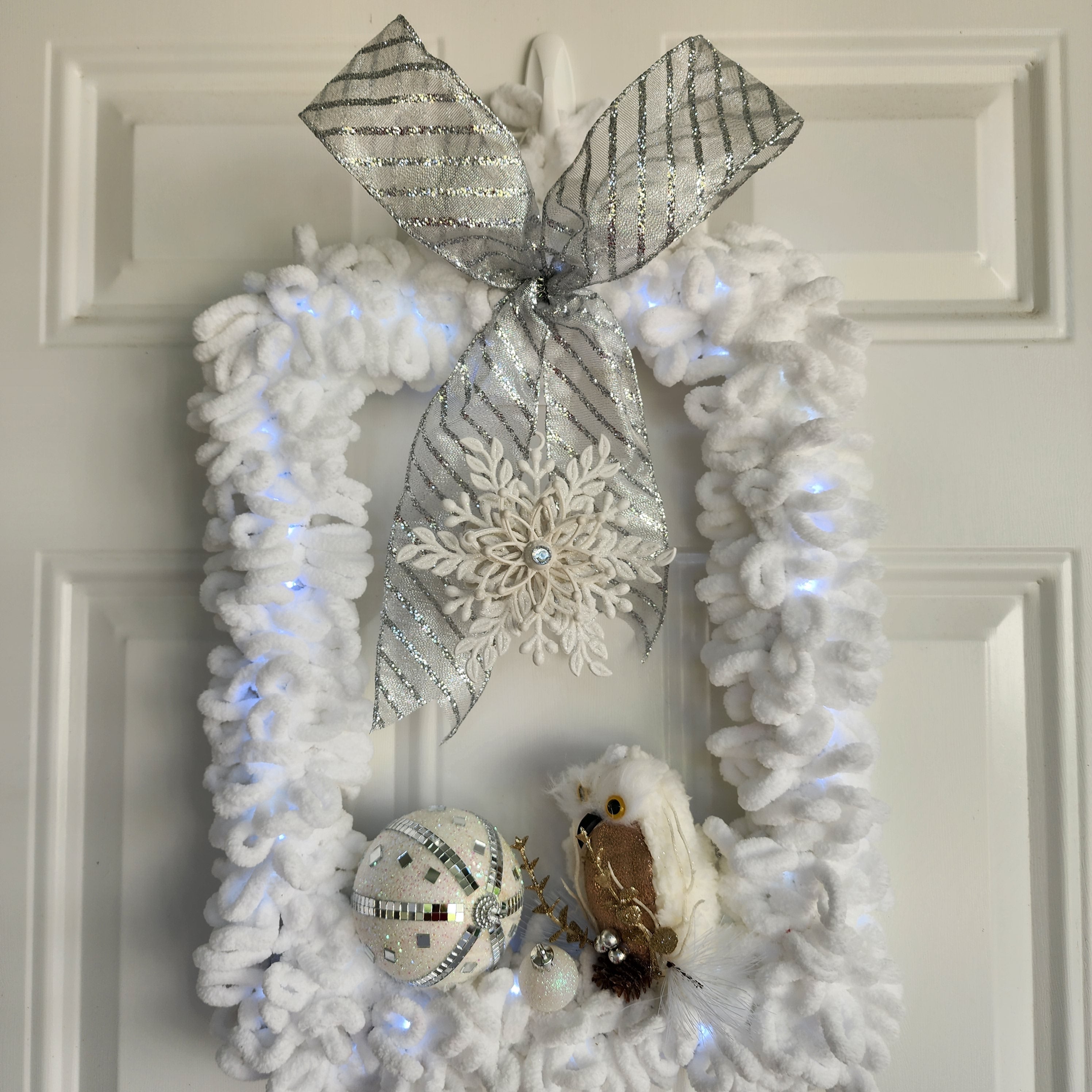 Disco ball ornament and glittery owl detail