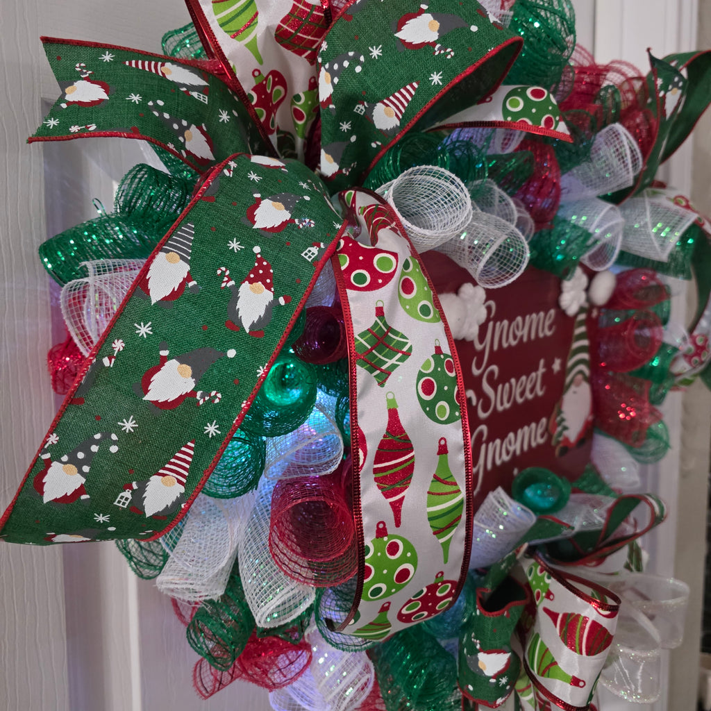 Gnome print and ornament ribbon detail