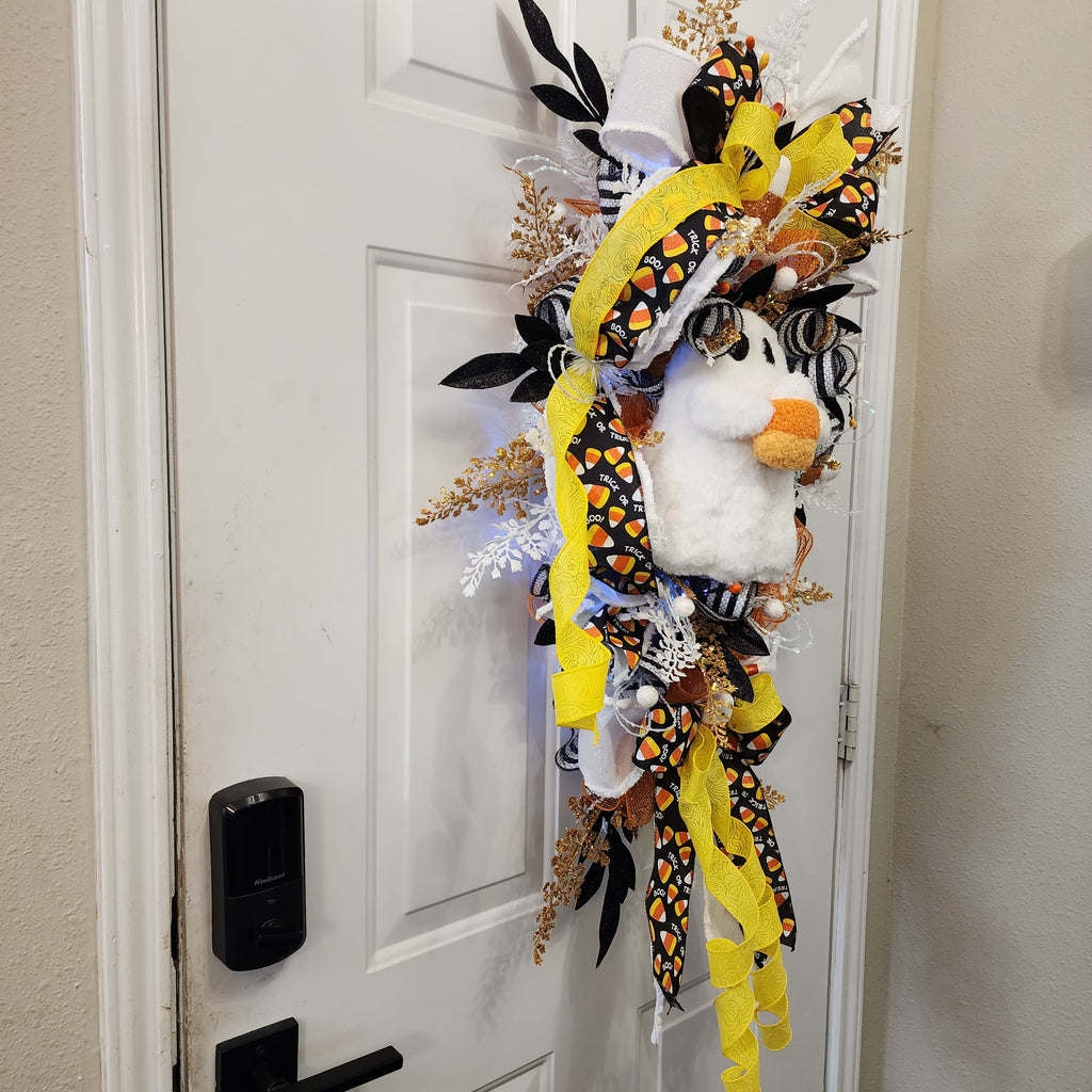 Halloween swag full length on door