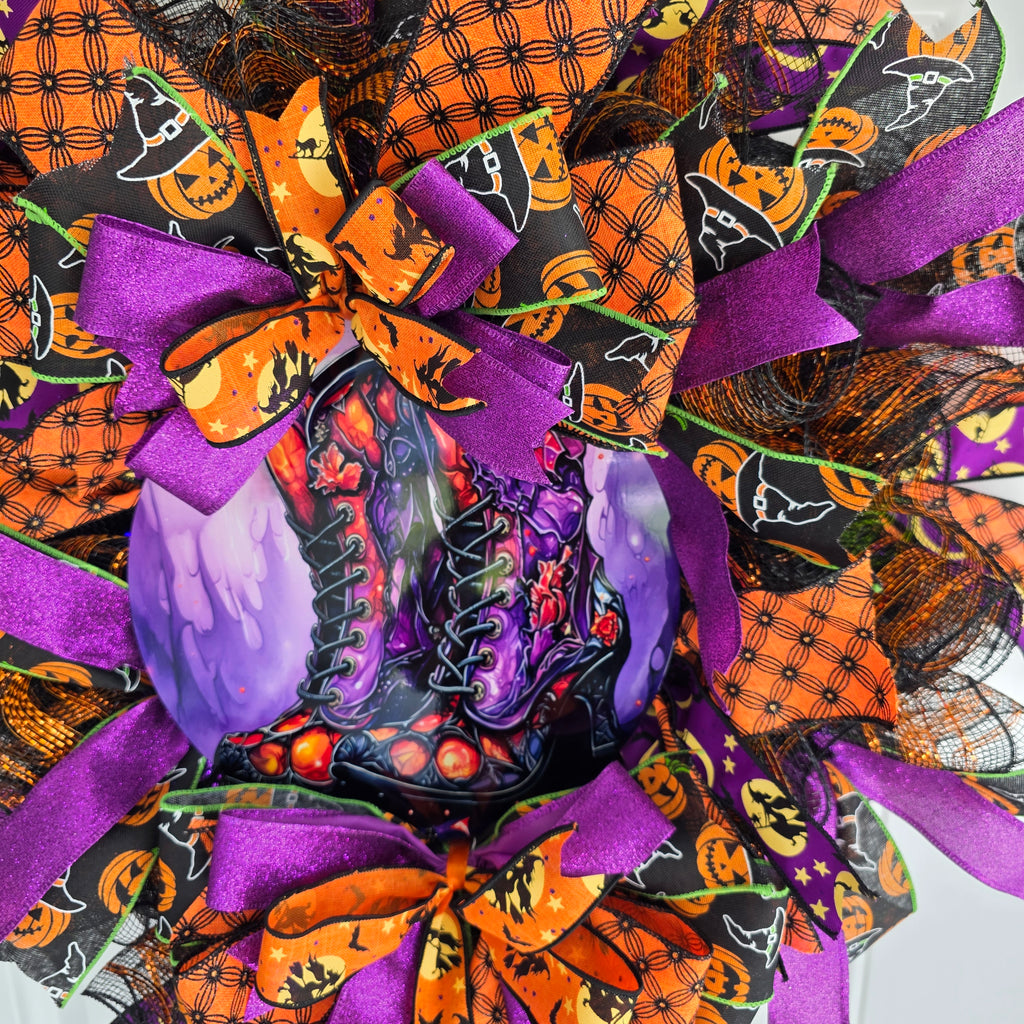 Witch's Boots Halloween Wreath - ribbon layer detail