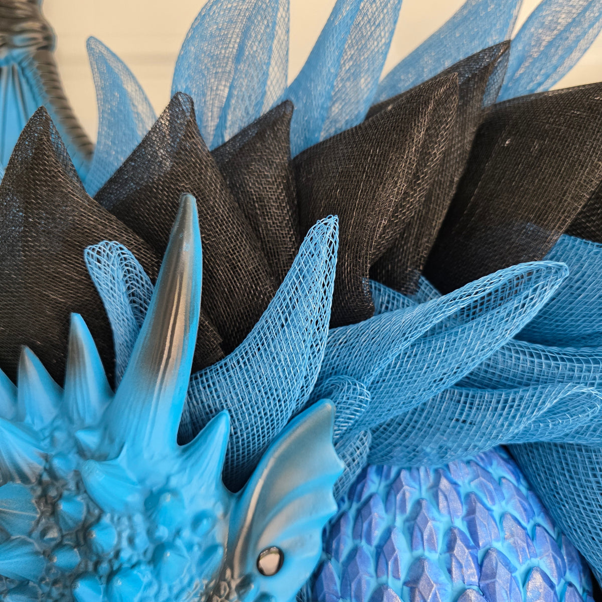 Blue Dragon Wreath with Lighted Flames & Dragon Egg