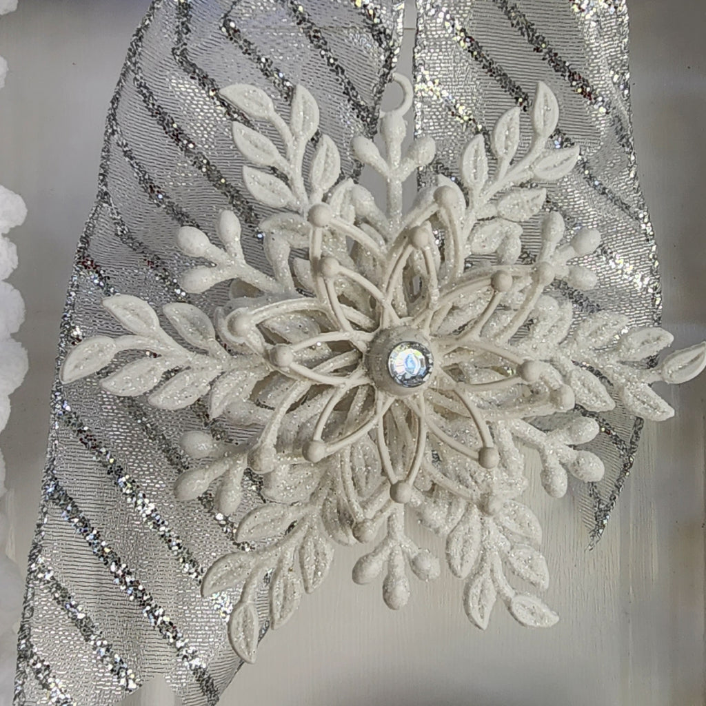 Jeweled snowflake accent detail