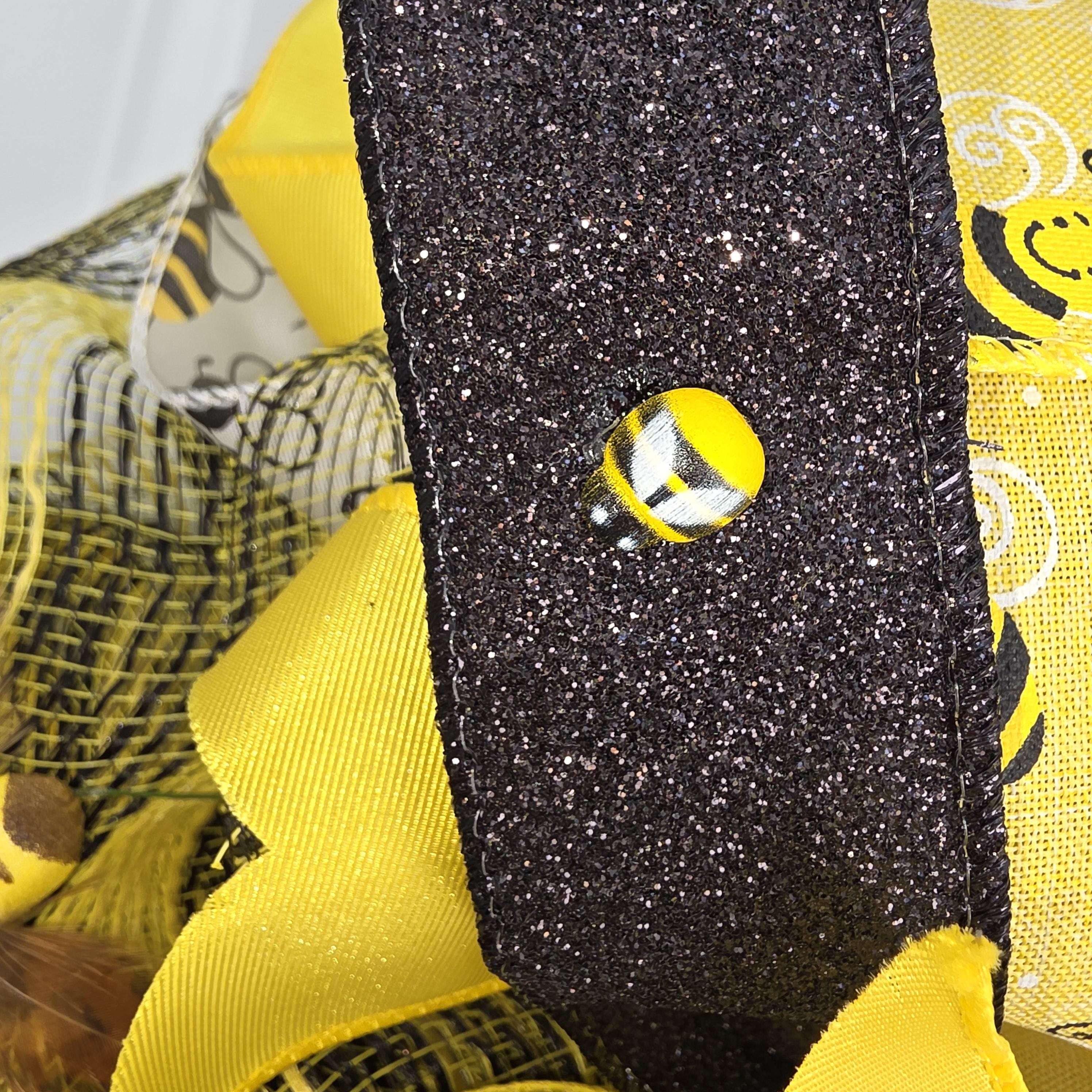 Bee Welcome Wreath