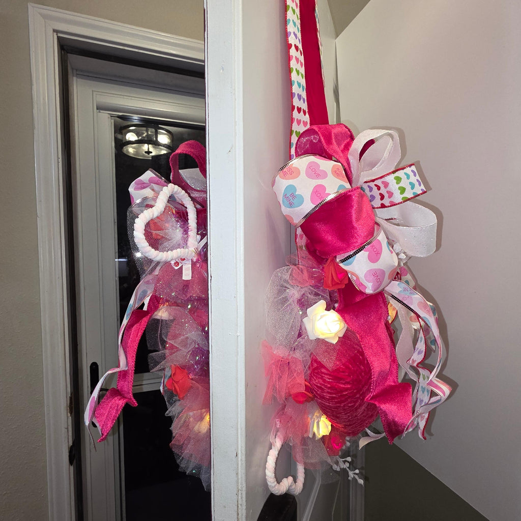 Lighted Heart Valentine Door Swag