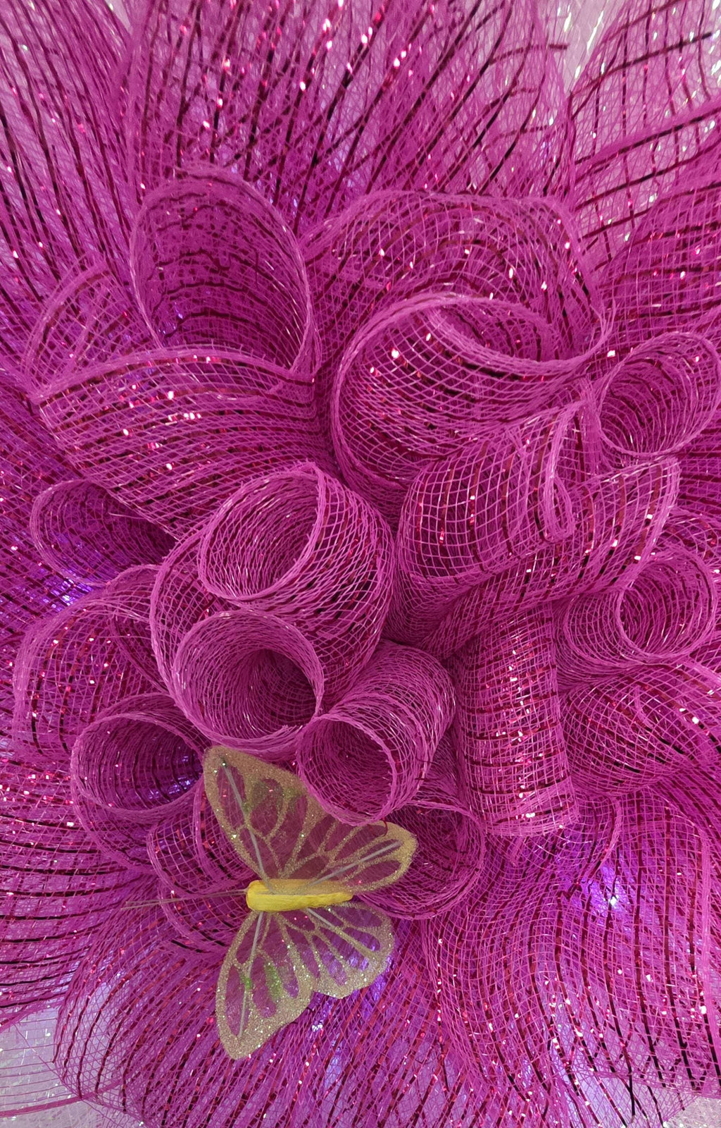 Lighted Pink Flower Wreath