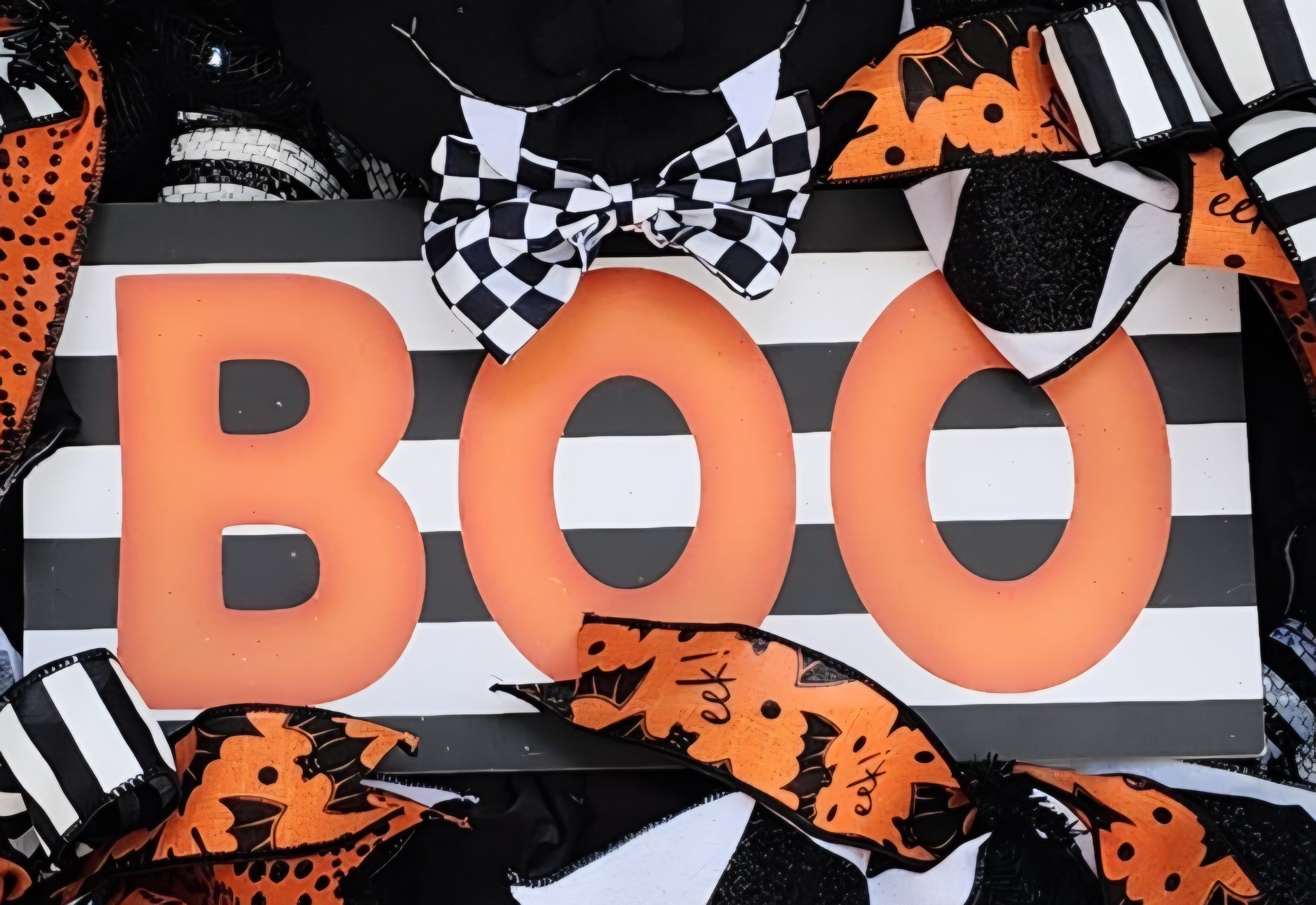 BOO Halloween Witch Cat Wreath - ribbon detail close-up
