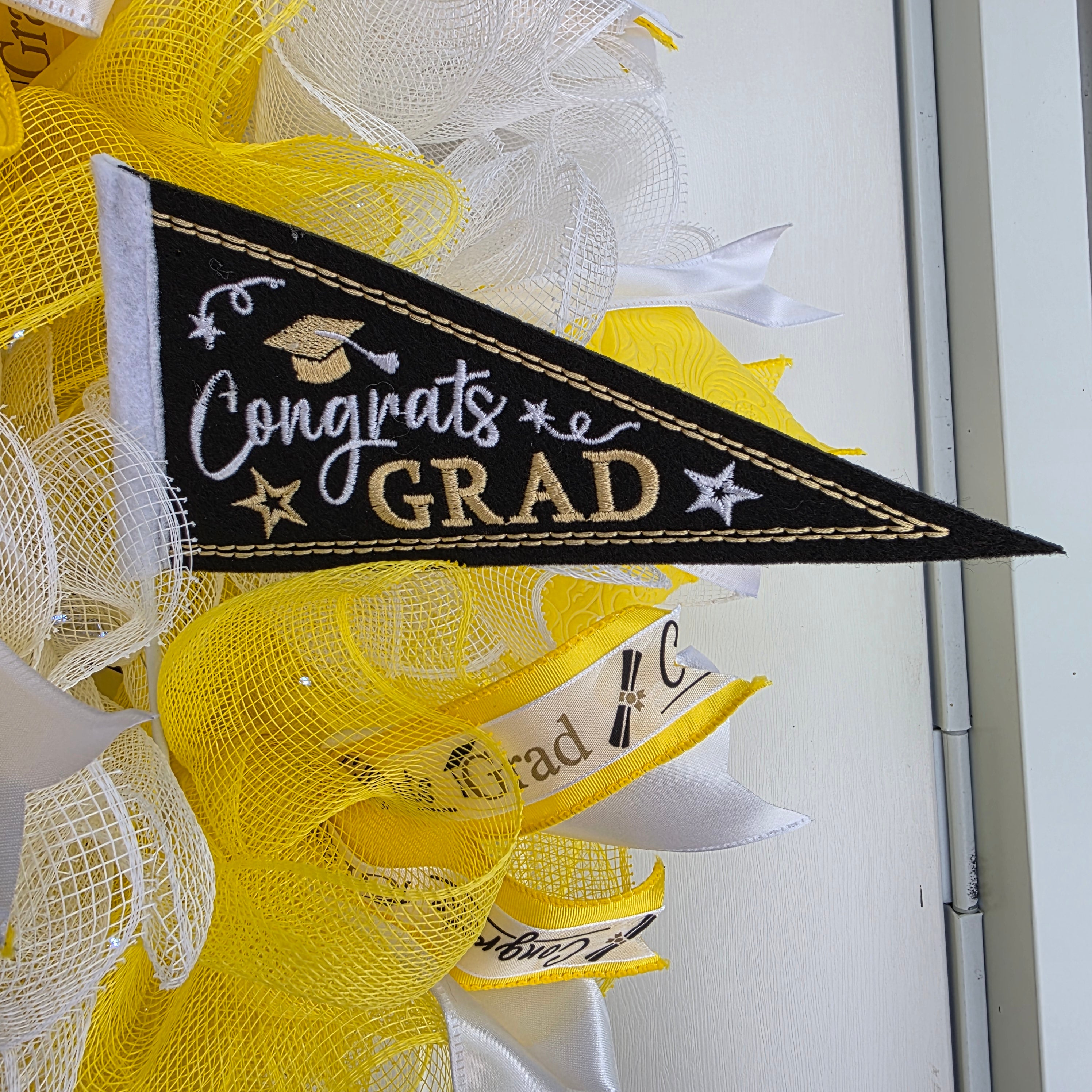 Yellow & White Graduation Wreath Class of 2026