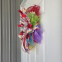 It's a Good Day to Do Math Wreath - ABC charm and sign detail