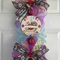 Welcome to the Classroom Teacher Door Swag - side view