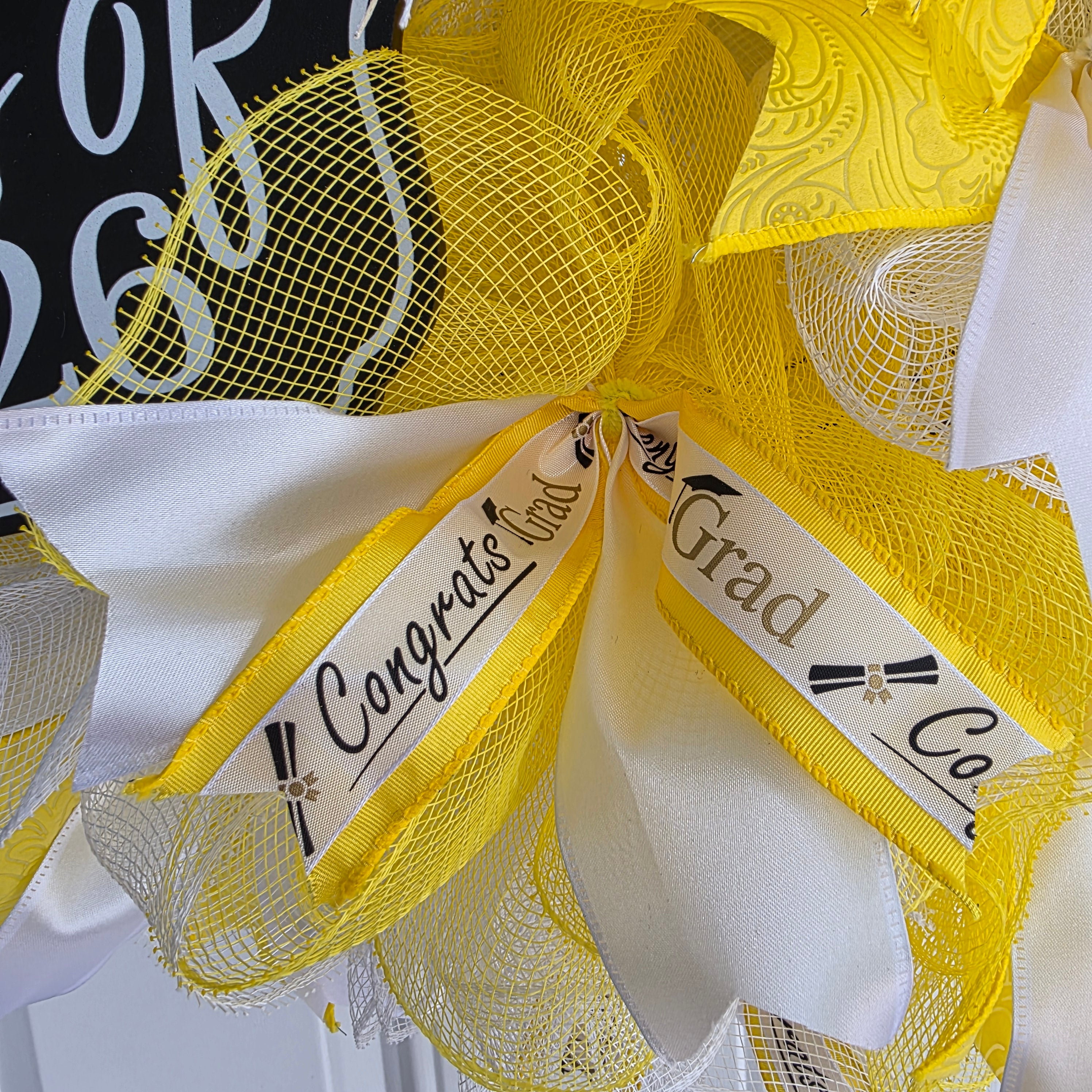 Yellow & White Graduation Wreath Class of 2026